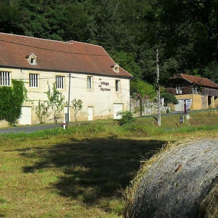 Le Village Des Glycines Carsac-Aillac Extérieur photo